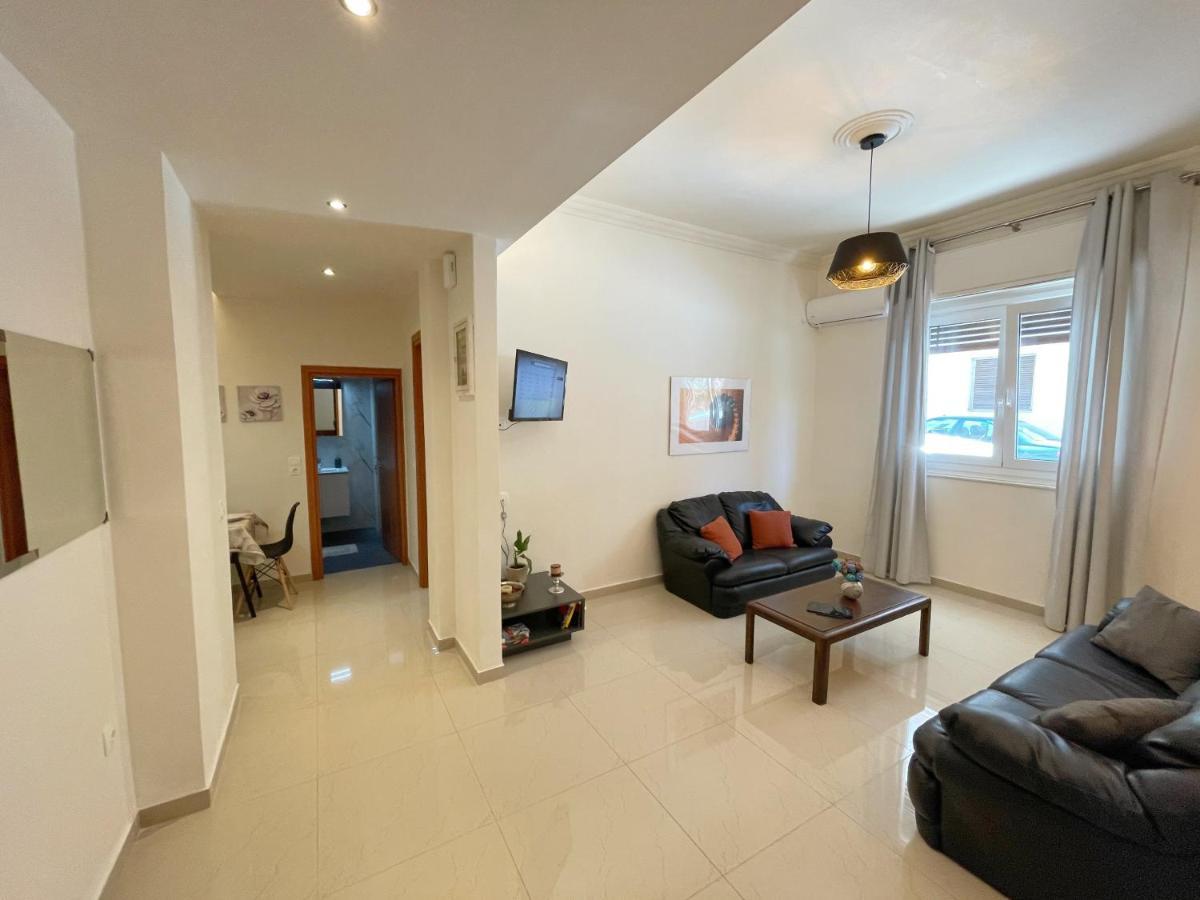 Veggera Apt Athens Center,Petralona Station ภายนอก รูปภาพ
