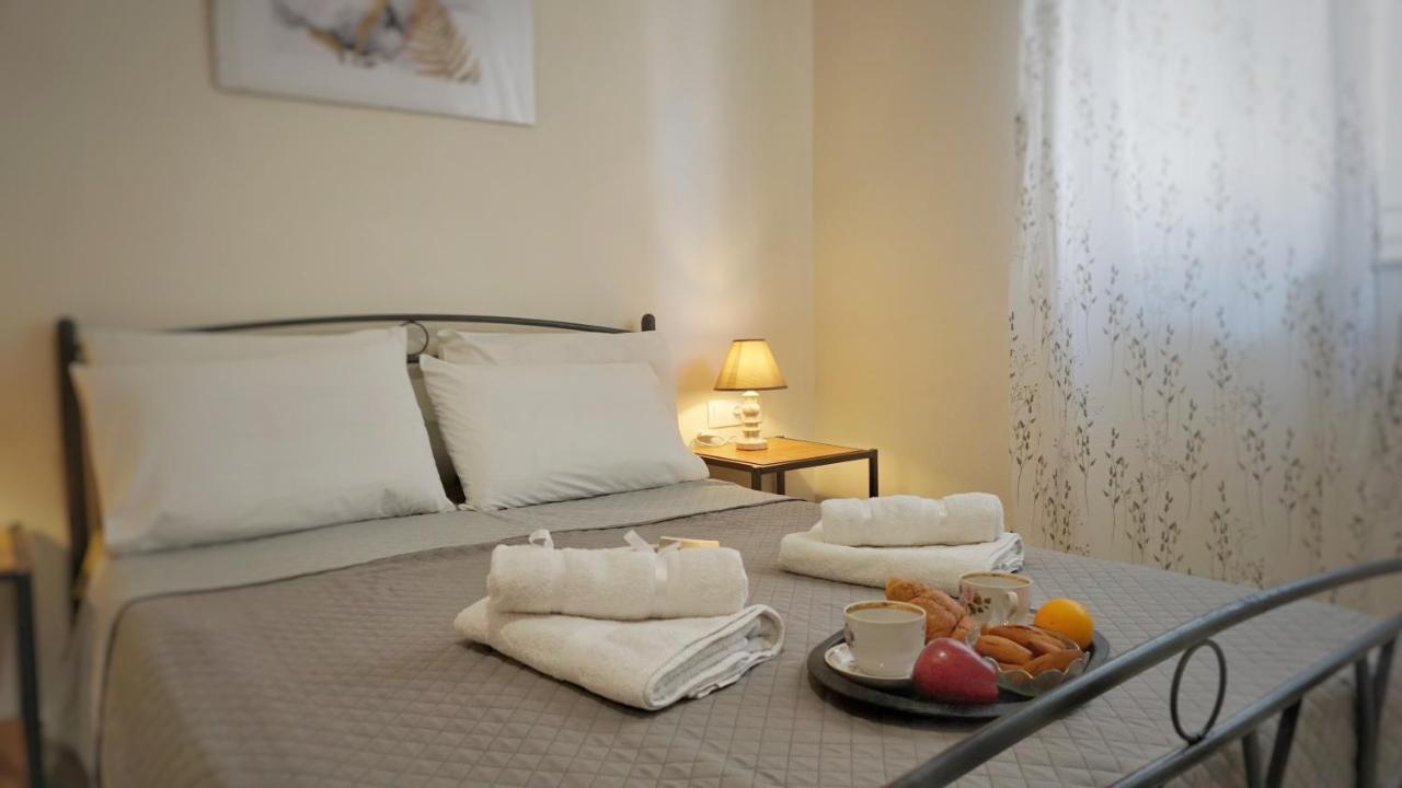 Veggera Apt Athens Center,Petralona Station ภายนอก รูปภาพ